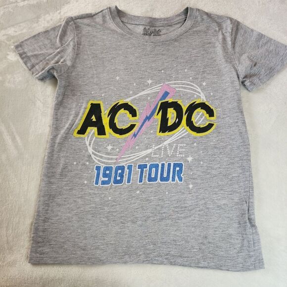 AC/DC Light Gray Tshirt With Graphics Size XS - Picture 1 of 6